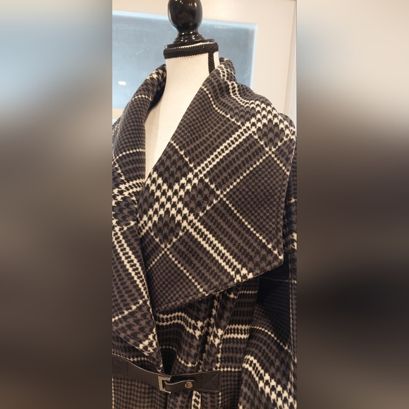 Plaid Women's Jacket - Black and White - Picture 5 of 13